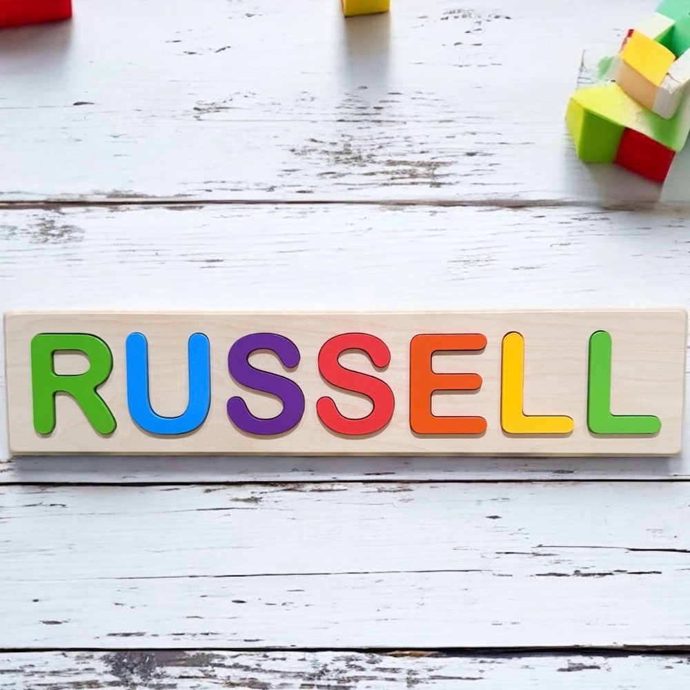 NEW RUSSELL Wood Name Puzzle - Size 21x5

Check out my other listings.